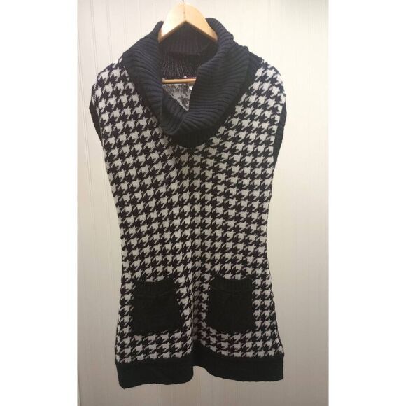 Say what  Retro Houndstooth sleeveless sweater, Tunic,  Mini dress ,turtle neck - Picture 1 of 5